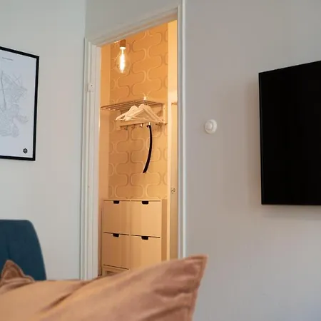 Flemari Downtown Be My Guest Apartment