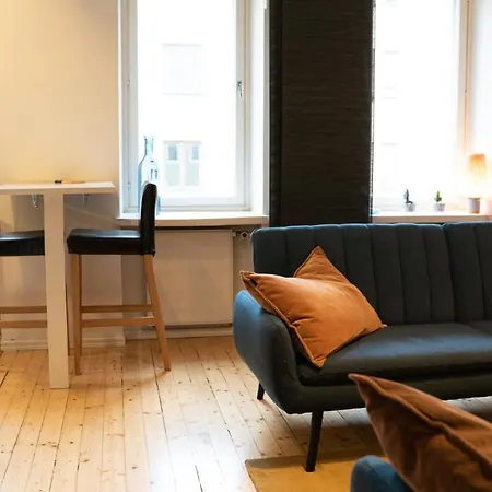 Flemari Downtown Be My Guest * Helsingfors